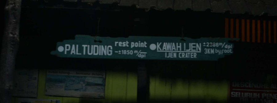 papan penunjuk arah di Paltuding