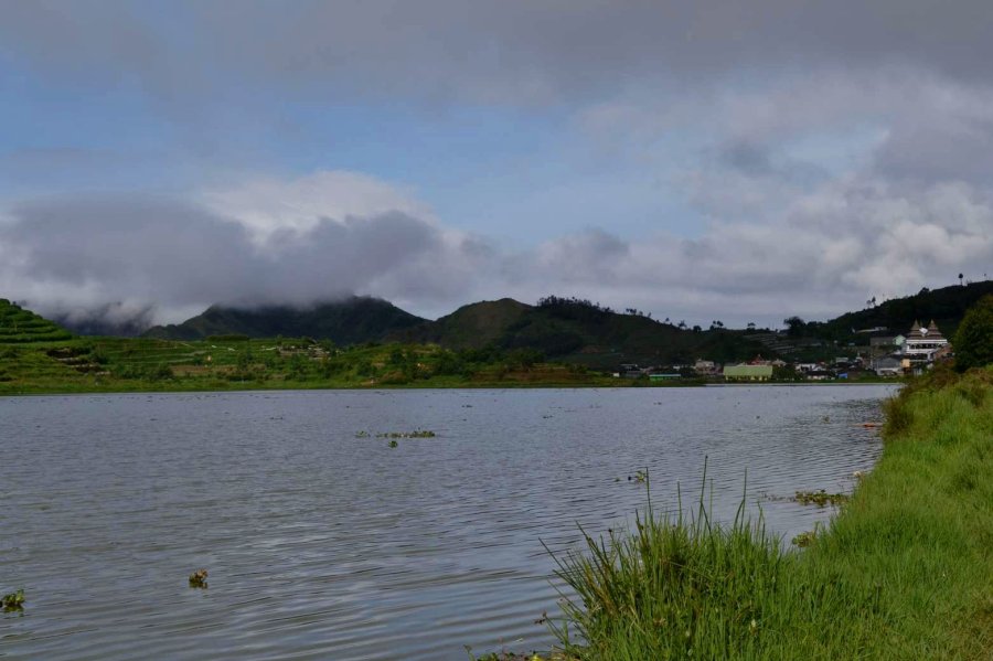 danau cebong dari tepian