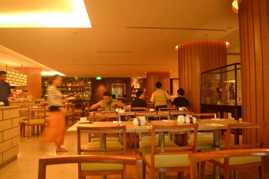 ruang makan yang hangat