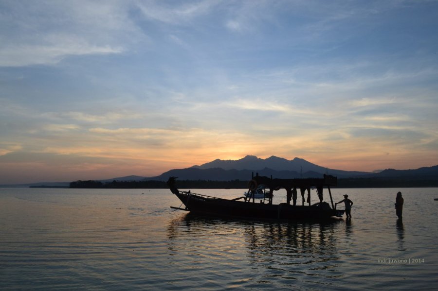 perahu naga dan rinjani