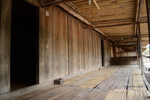 alas bambu untuk bersenda gurau