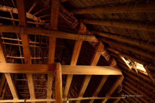 lapis kedua dari rumah bersusun