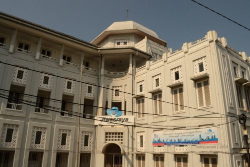 gedung jiwasraya tempat lift pertama