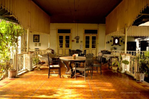 beranda belakang dari masa lalu