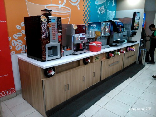 gerai minuman hangat dan dingin. but, i need greentea.