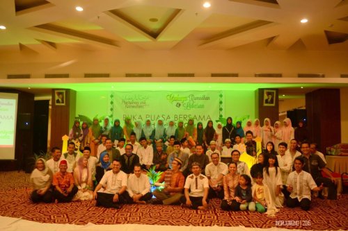 ballroom luas untuk berbuka bersama