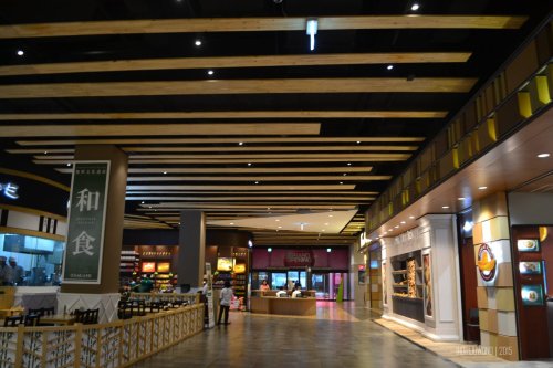 interior AEON Mall
