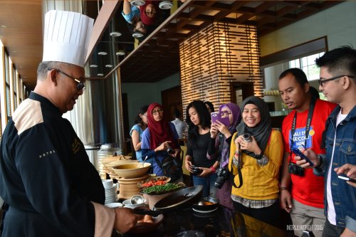 belajar bikin omelet