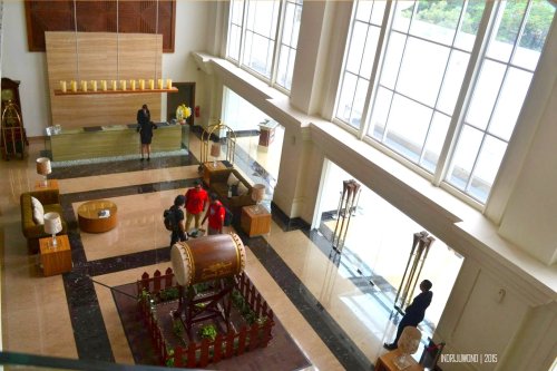 grand-zuri-bsd-9-lobby