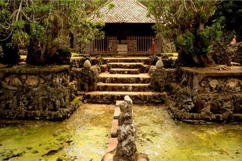 patung perawan sunthi