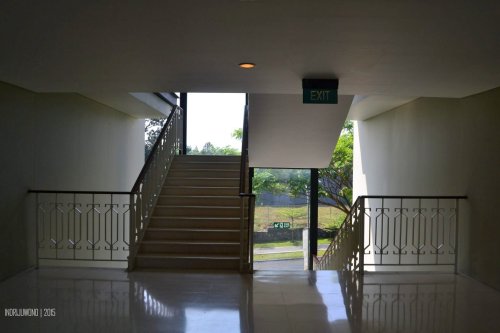 lift lobby dan tangga