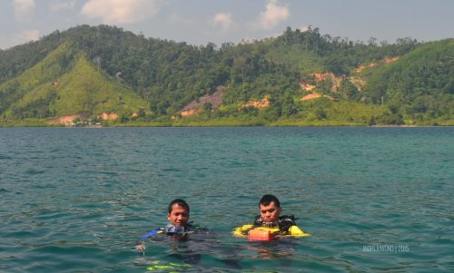 32-mandeh-sumbar-pulau-setan-laut