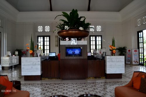 belakang lobby
