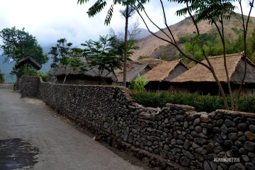 27-lombok-sembalun-lawang-desa-adat-beleq-blek-pagar