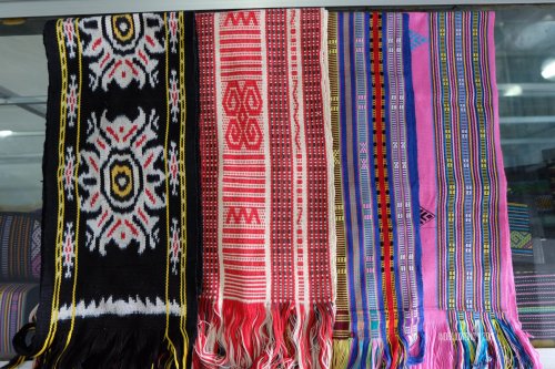 6-2-kupang-toko-oleh-oleh