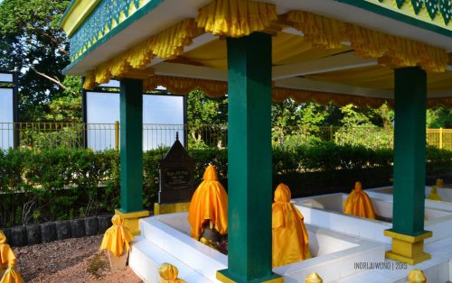 14-pulau-penyengat-kepri-makam-raja-ali-haji