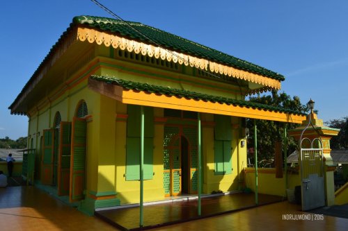 6-pulau-penyengat-kepri-masjid-raya