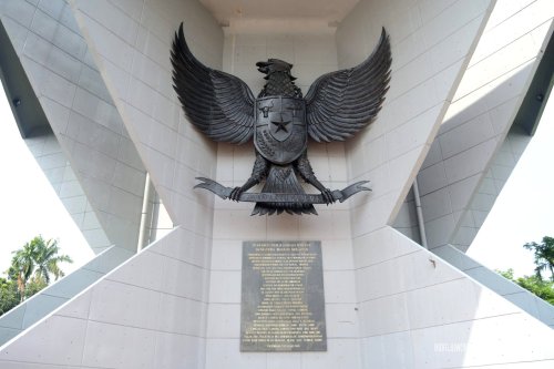 7-jembatan-ampera-monpera-palembang