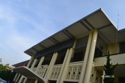 gedung dwi warna