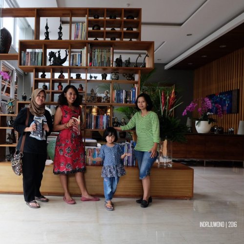 books, sure! goodreads bandung.