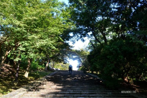 53-nara-japan-todaiji-temple-steps-bell-tower