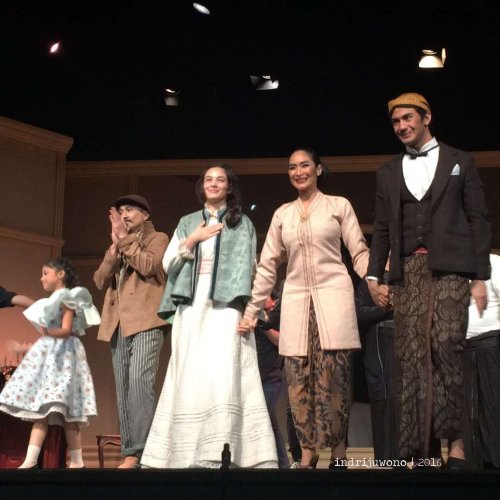 teater-bunga-penutup-abad-aktris-aktor