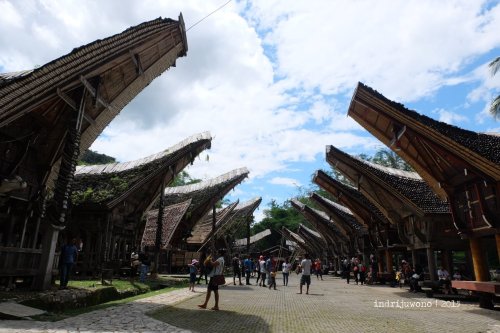 1-toraja-kete-kesu-tongkonan
