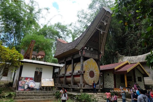 15-toraja-kete-kesu-makam