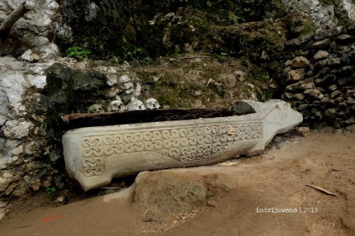 19-toraja-kete-kesu-makam