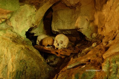 6-toraja-makam-londa