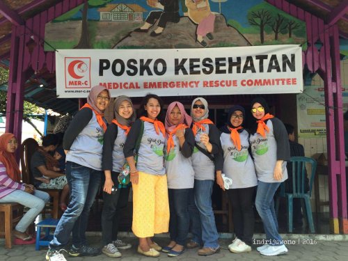 39-garut-trauma-healing-pasca-banjir-tim-cewek