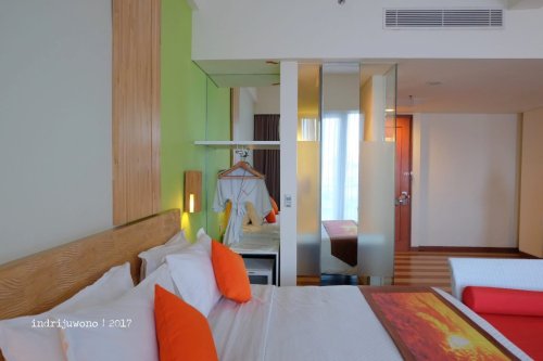 41-the-one-legian-hotel-bali-deluxe-city-view